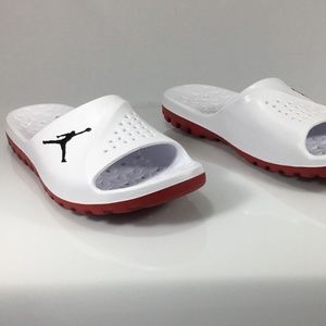 womens air jordan flip flops